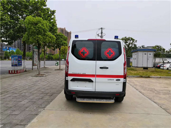 江鈴V362自動檔救護車(短軸低頂行政版) 江鈴V362自動檔救護車(短軸低頂行政版)