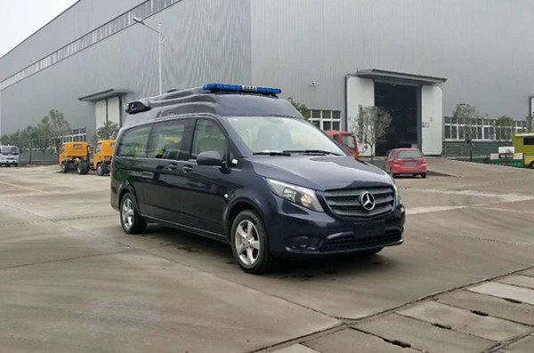 奔馳水質(zhì)檢測車 奔馳水質(zhì)檢測車