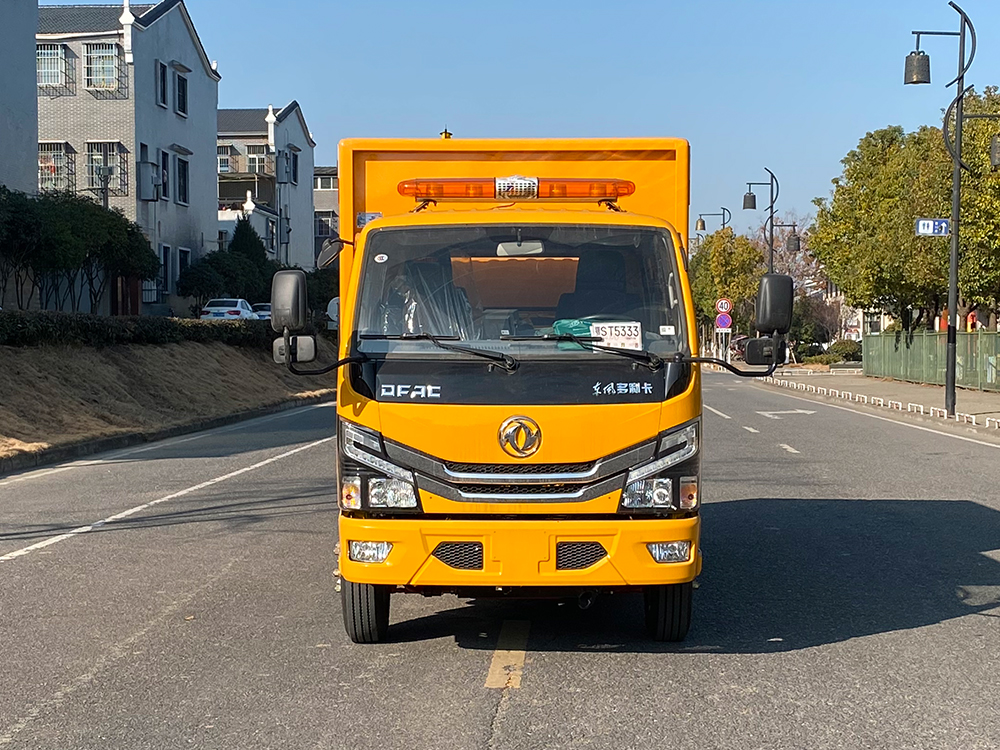 東風多利卡雙排座工程救險車 東風多利卡雙排座工程救險車