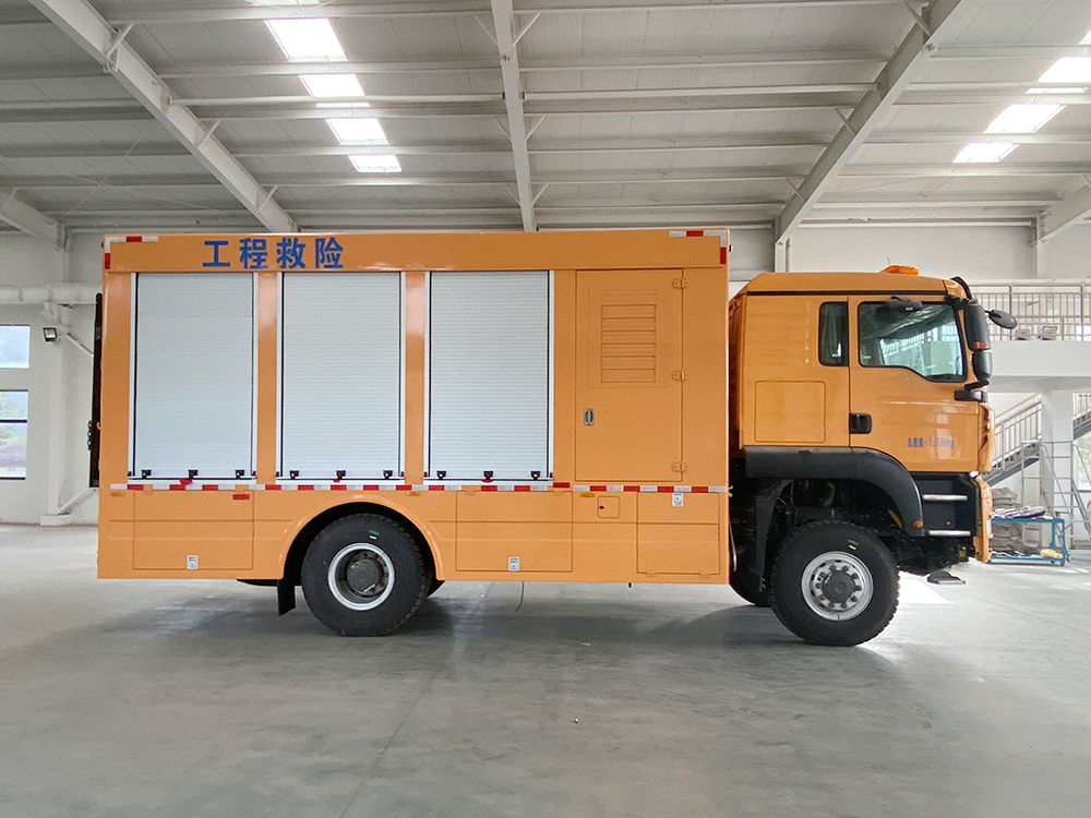 豪沃四驅(qū)救險(xiǎn)車 豪沃四驅(qū)救險(xiǎn)車