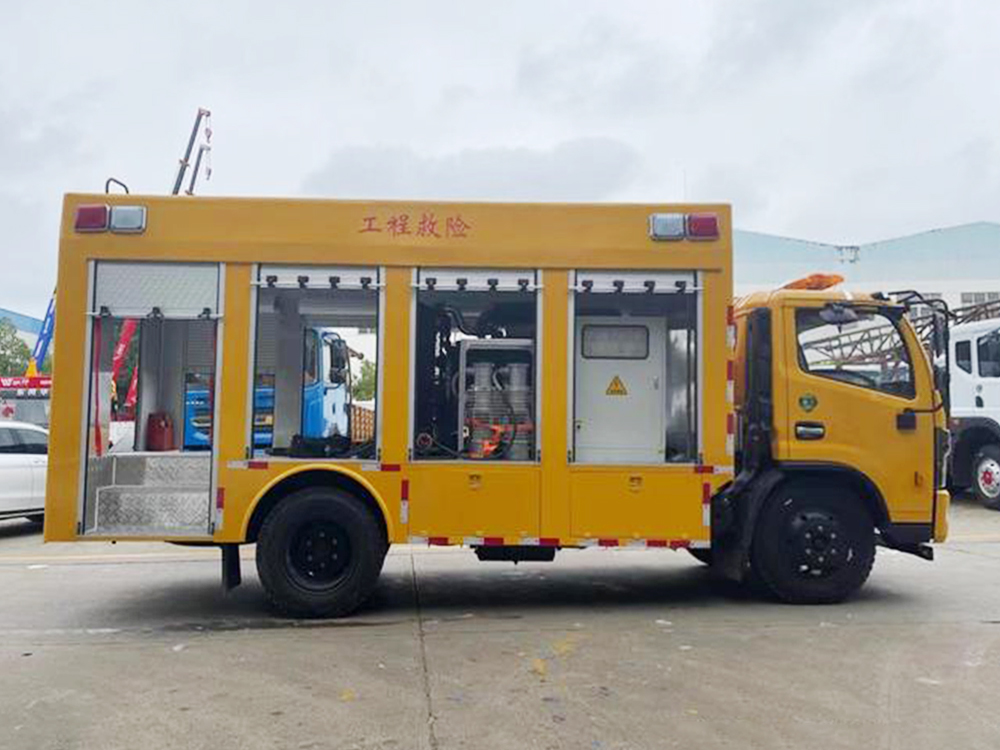 東風大福瑞卡2000立方救險車 東風大福瑞卡2000立方救險車