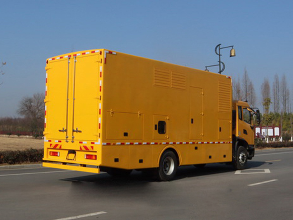 東風(fēng)天錦KR電源車 東風(fēng)天錦KR電源車