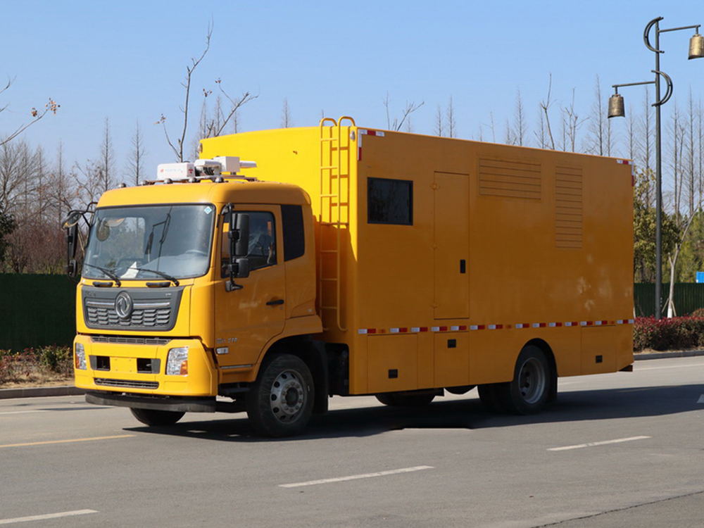 東風天錦移動電源車帶休息室 東風天錦移動電源車帶休息室