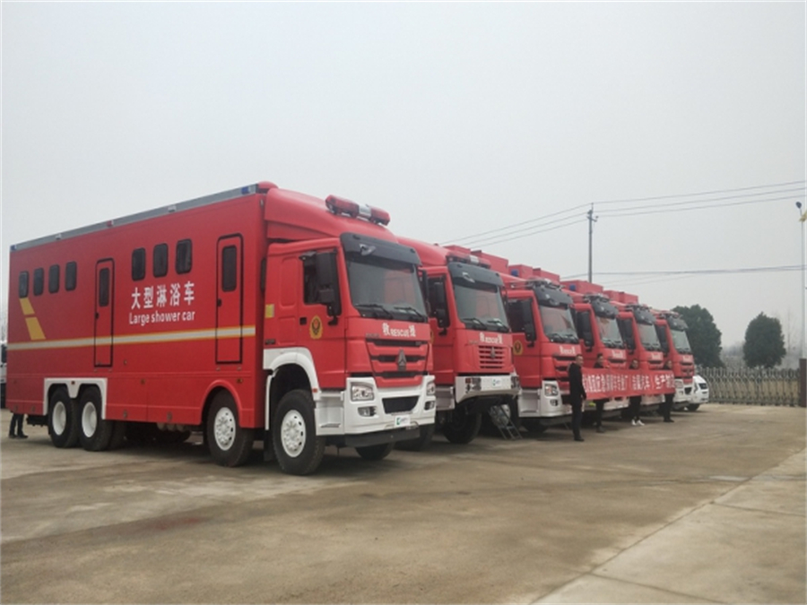 重汽豪沃6坑廁所車 重汽豪沃6坑廁所車