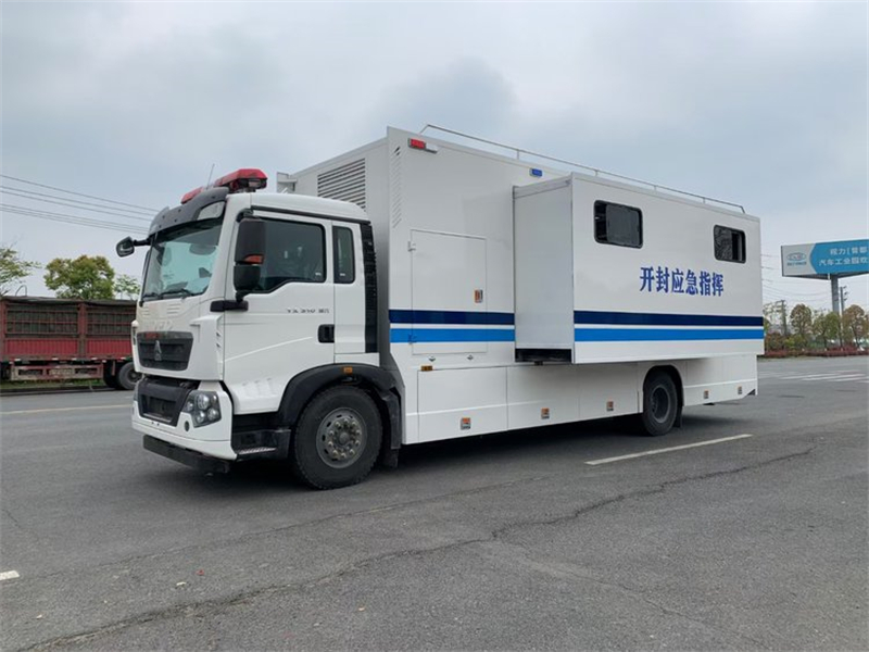 重汽豪沃指揮車 重汽豪沃指揮車