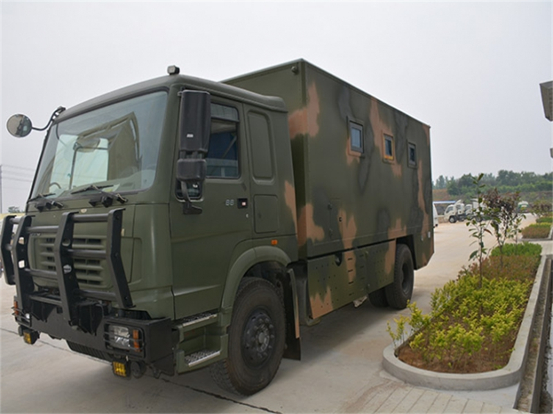 重汽豪沃方艙指揮車 重汽豪沃方艙指揮車