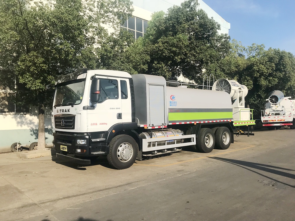 重汽汕德卡后雙橋霧炮車國六16立方/50-120米霧炮 重汽汕德卡后雙橋霧炮車國六16立方/50-120米霧炮