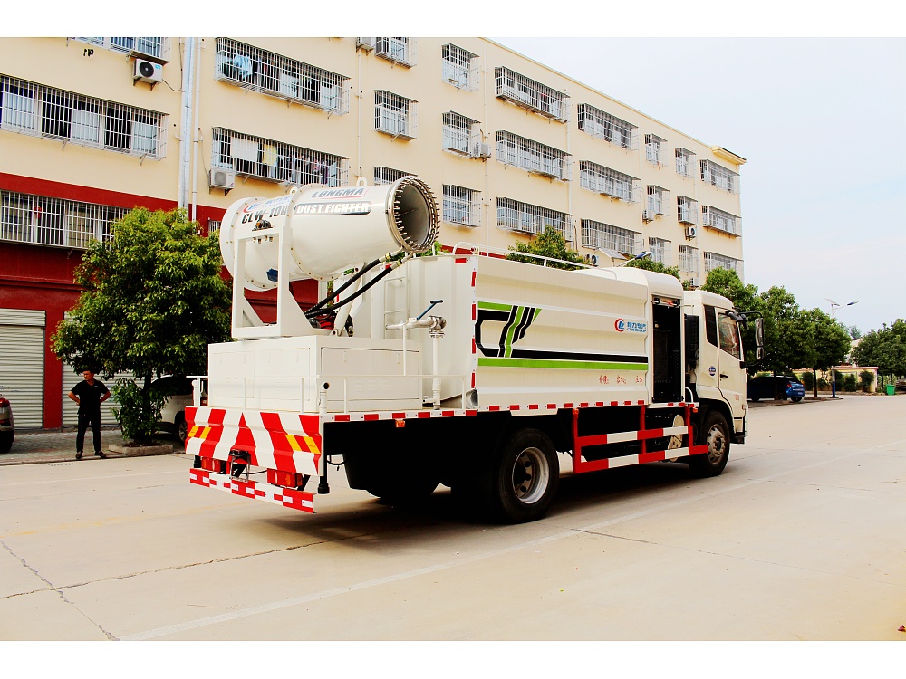 東風(fēng)天錦多功能霧炮車國(guó)六11.3立方/50-100米霧炮 東風(fēng)天錦多功能霧炮車國(guó)六11.3立方/50-100米霧炮