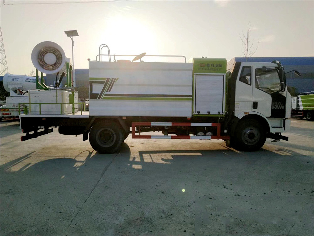 國(guó)六12方解放J6L 抑塵車50-100米 國(guó)六12方解放J6L 抑塵車50-100米