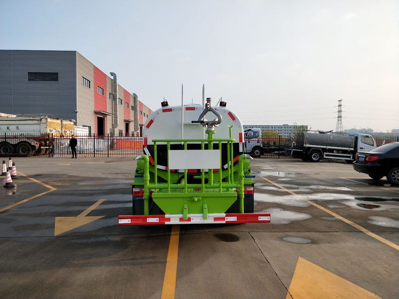 國六5方東風(fēng)灑水車 國六5方東風(fēng)灑水車