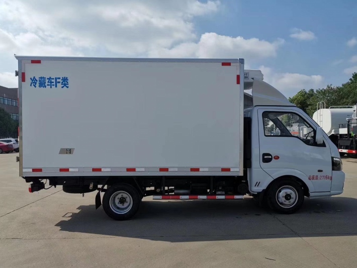 國六東風汽油后雙輪冷藏車 國六東風汽油后雙輪冷藏車