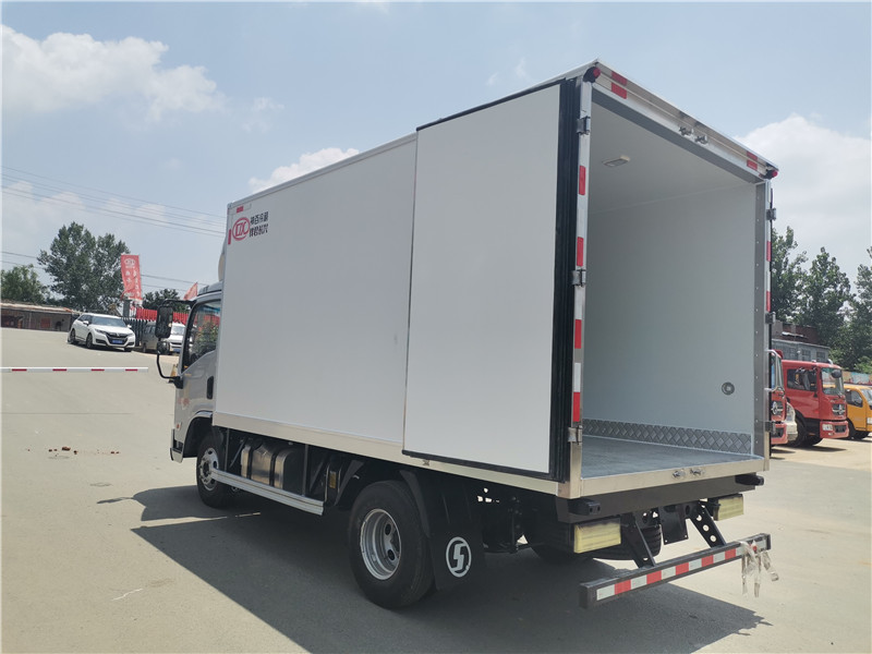 國六 陜汽德龍4.2米藍牌冷藏車 國六 陜汽德龍4.2米藍牌冷藏車