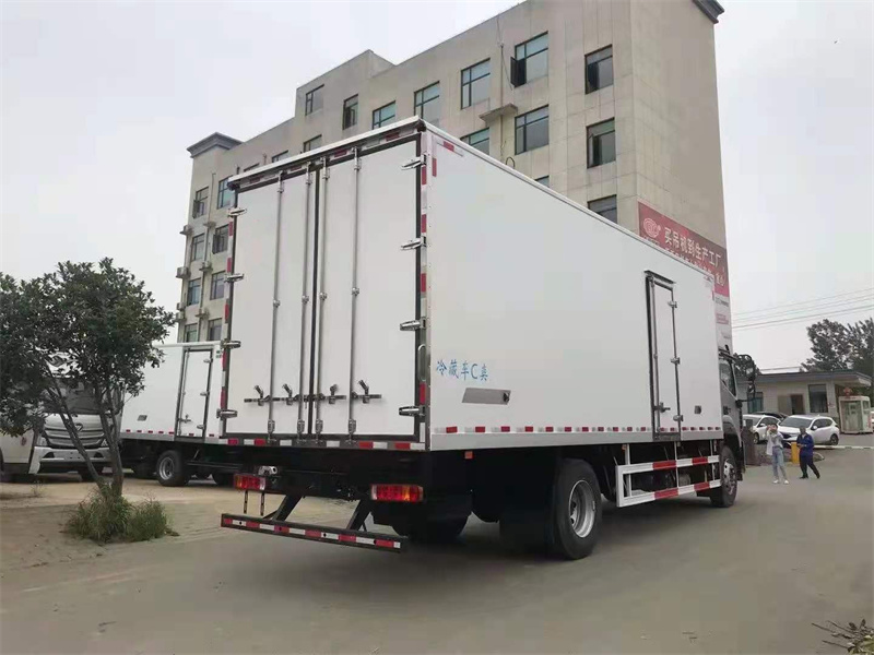 國六 福田歐航7.6米高頂雙臥冷藏車 國六 福田歐航7.6米高頂雙臥冷藏車