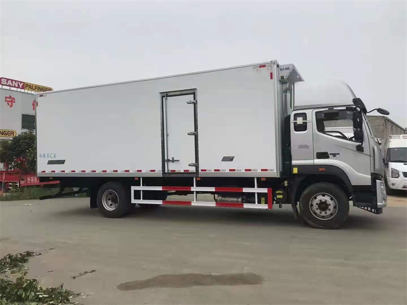 國六 福田歐航7.6米高頂雙臥冷藏車 國六 福田歐航7.6米高頂雙臥冷藏車