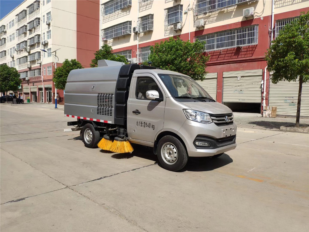 國六0.5方水 1.5方塵長安 掃路車 國六0.5方水 1.5方塵長安 掃路車