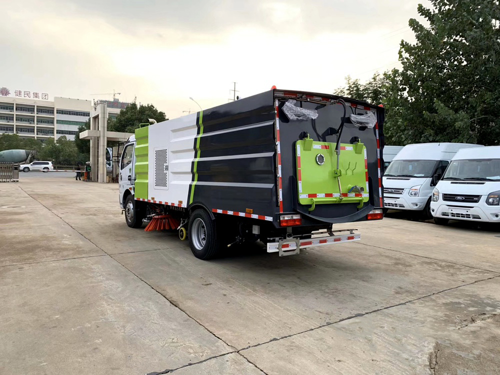 國六4方水 5方塵東風(fēng)D7 洗掃車 國六4方水 5方塵東風(fēng)D7 洗掃車