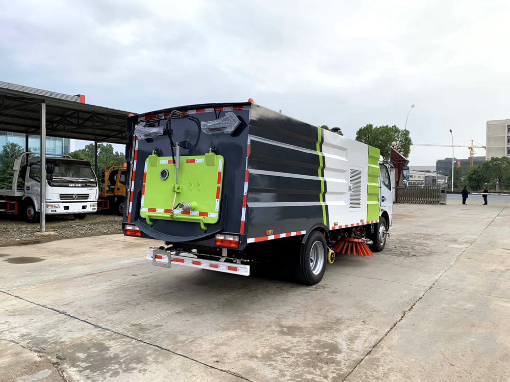 國六4方水 5方塵東風(fēng)D7 洗掃車 國六4方水 5方塵東風(fēng)D7 洗掃車