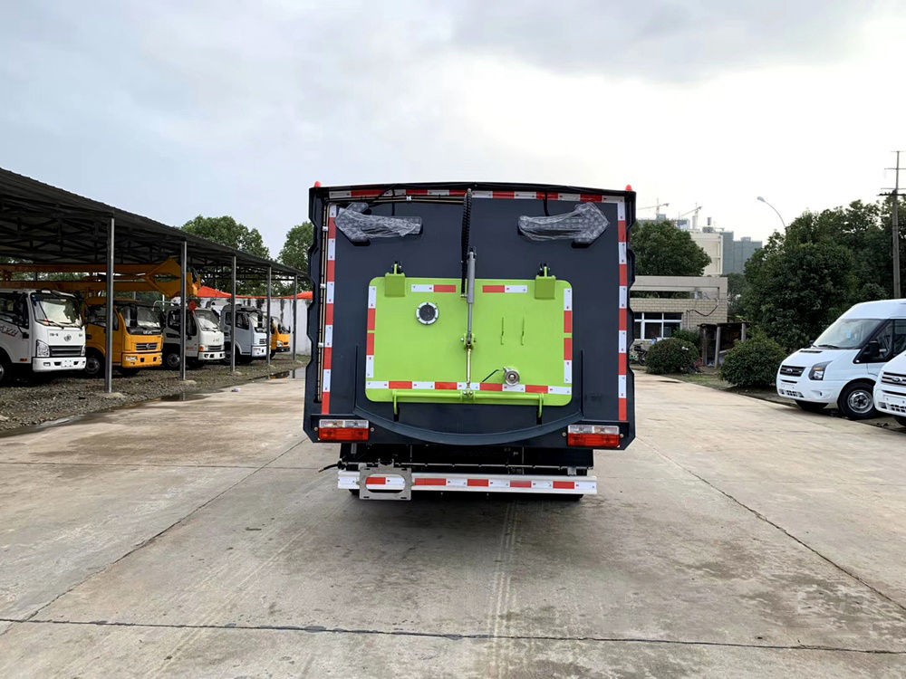 國六4方水 5方塵東風(fēng)D7 洗掃車 國六4方水 5方塵東風(fēng)D7 洗掃車