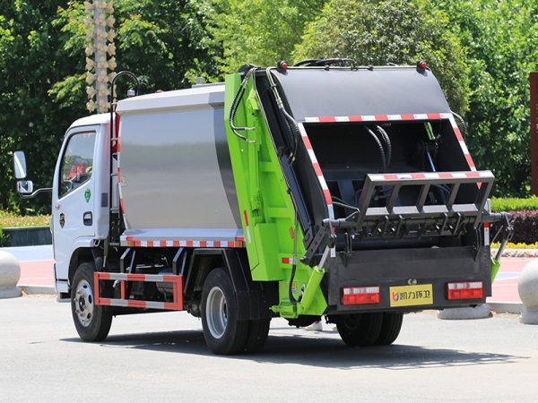 國六小多利卡 6方 壓縮垃圾車 國六小多利卡 6方 壓縮垃圾車
