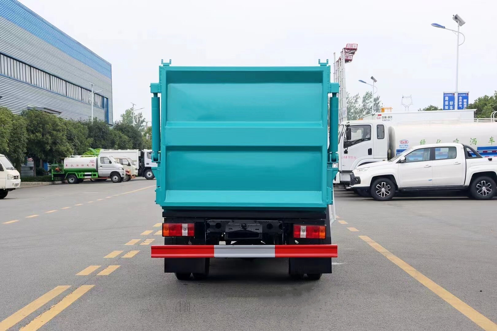 國六福田小卡4方掛桶垃圾車 國六福田小卡4方掛桶垃圾車