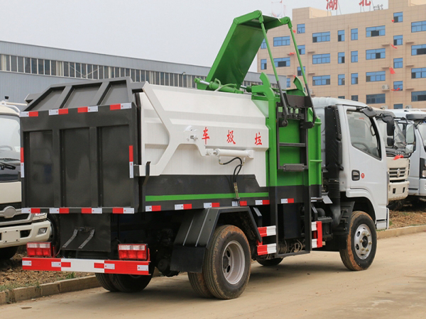 國六東風(fēng)小多利卡 5方 掛桶垃圾車 國六東風(fēng)小多利卡 5方 掛桶垃圾車