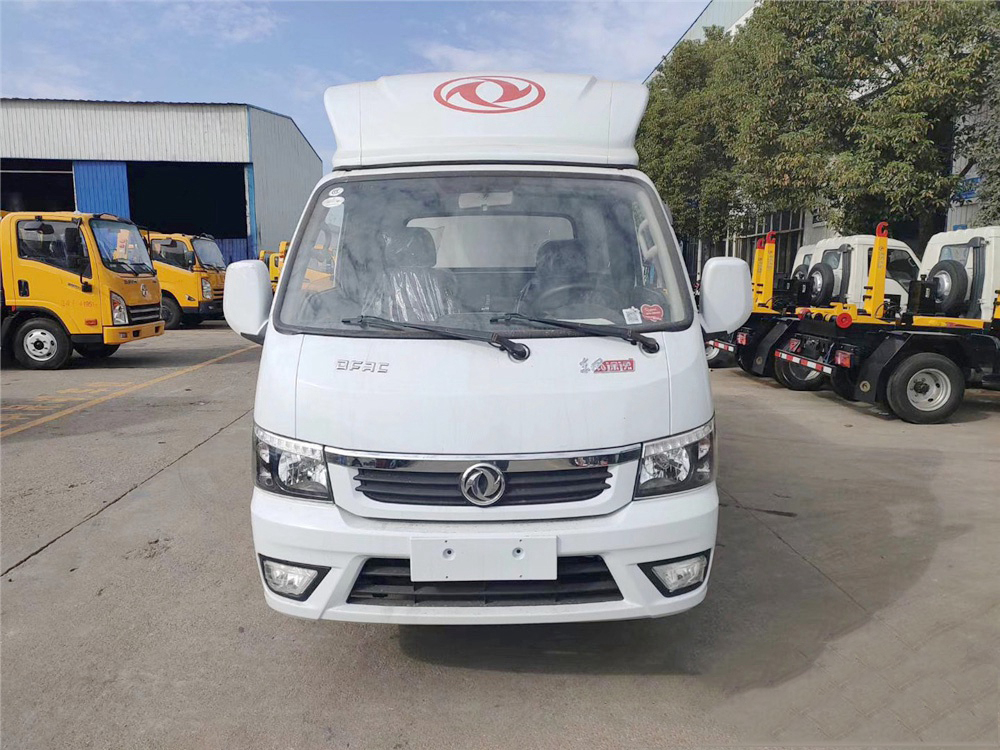 國(guó)六3-4方 藍(lán)牌東風(fēng)途逸掛桶垃圾車 國(guó)六3-4方 藍(lán)牌東風(fēng)途逸掛桶垃圾車