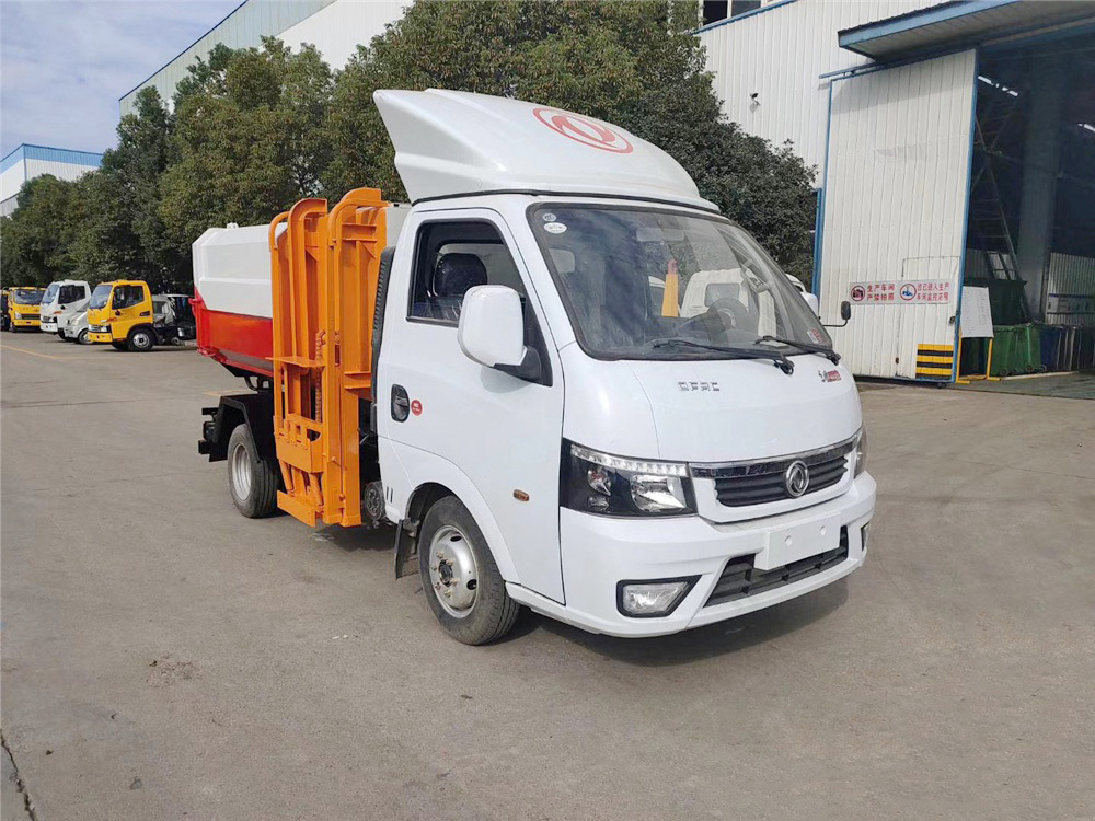 國(guó)六3-4方 藍(lán)牌東風(fēng)途逸掛桶垃圾車 國(guó)六3-4方 藍(lán)牌東風(fēng)途逸掛桶垃圾車