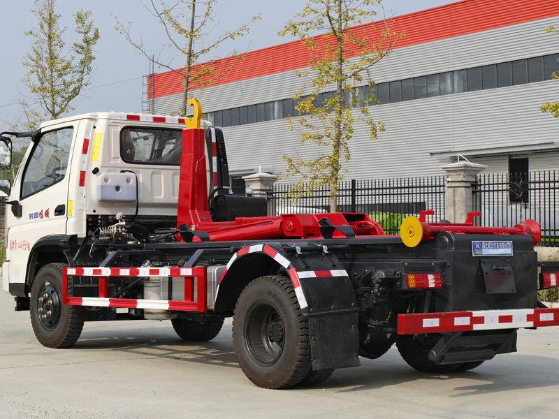 時風勾臂垃圾車 時風勾臂垃圾車