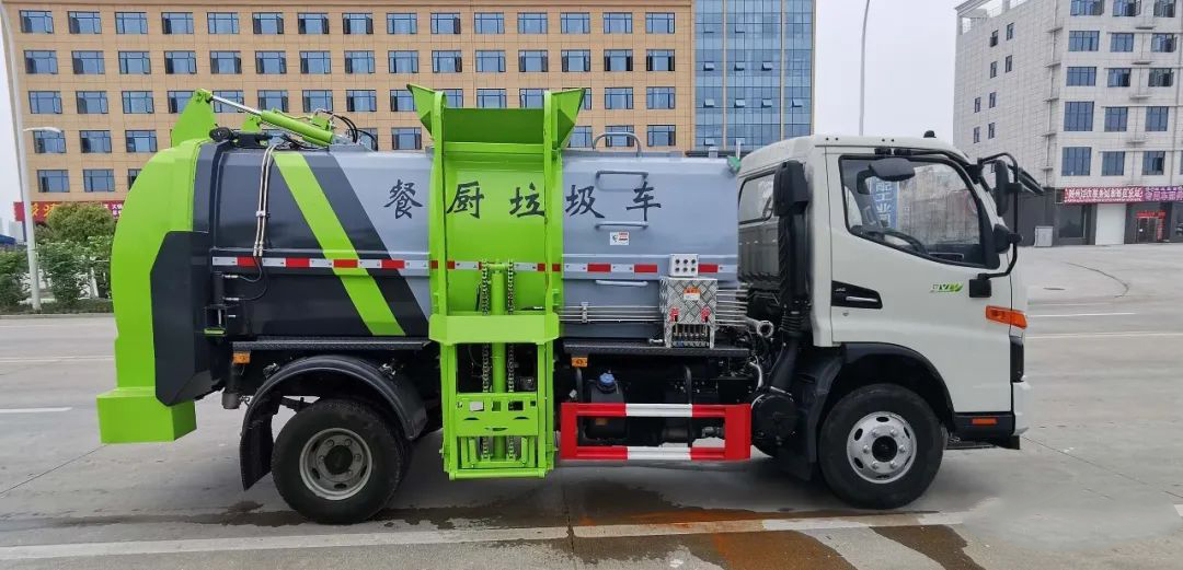江淮駿鈴國(guó)六4.5方餐廚垃圾車(chē) 江淮駿鈴國(guó)六4.5方餐廚垃圾車(chē)