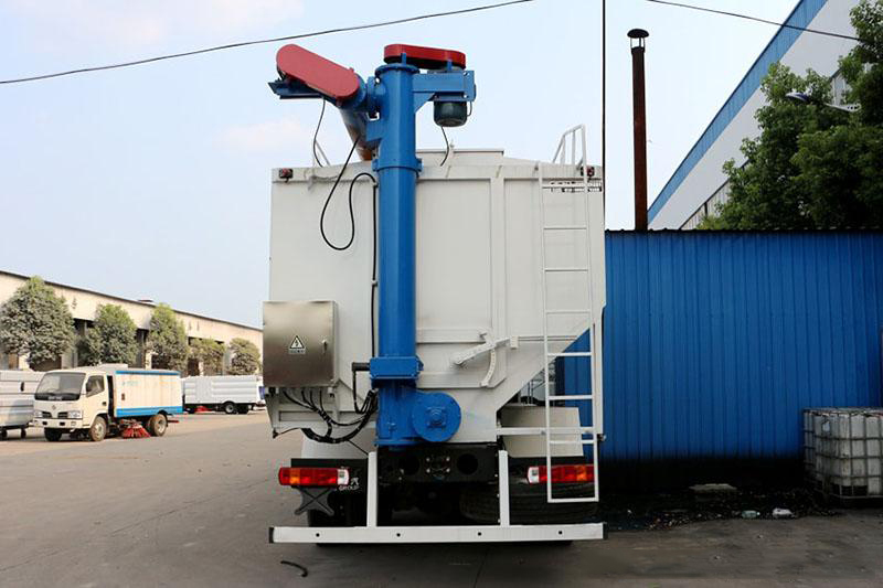 福田歐曼前四后八散裝飼料運輸車 福田歐曼前四后八散裝飼料運輸車