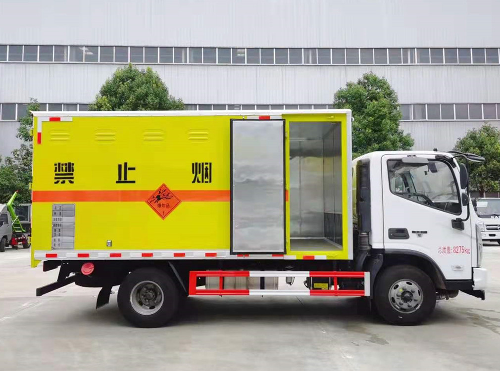福田奧鈴4.08米貨廂爆破器材運(yùn)輸車 福田奧鈴4.08米貨廂爆破器材運(yùn)輸車