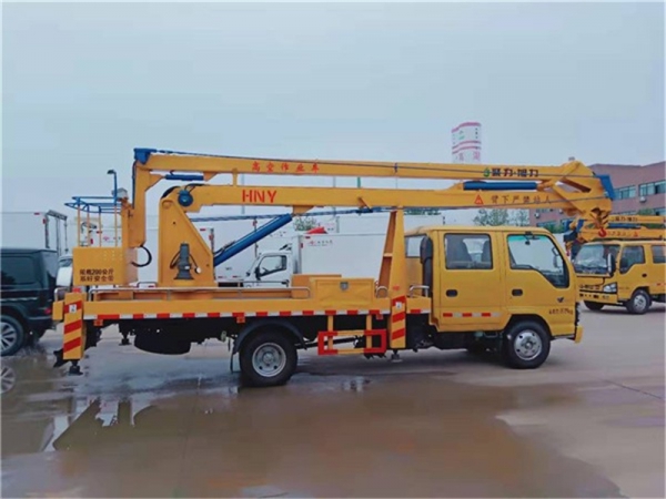 國(guó)六五十鈴18米高空作業(yè)車 國(guó)六五十鈴18米高空作業(yè)車