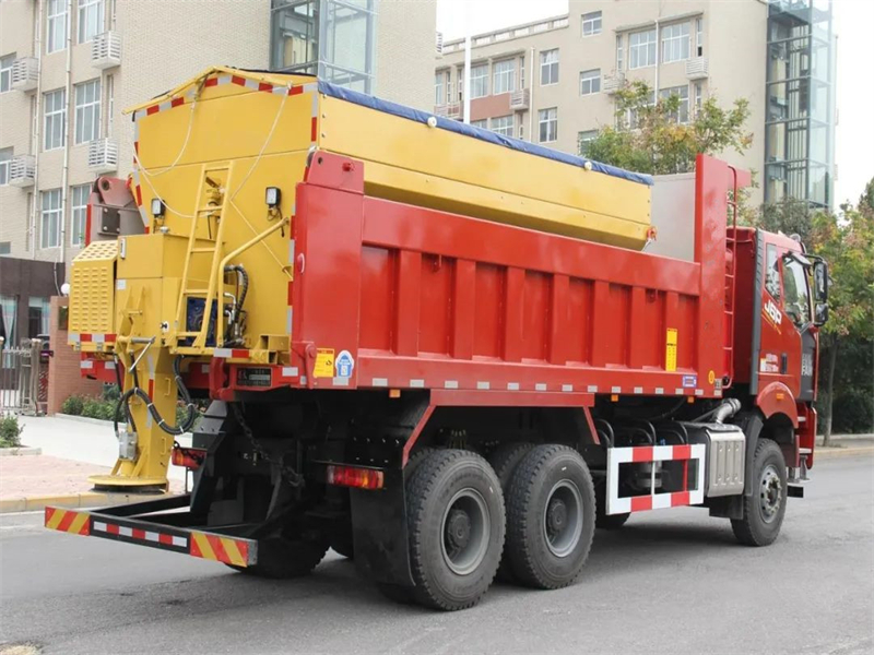 12方融雪劑撒布機 12方融雪劑撒布機