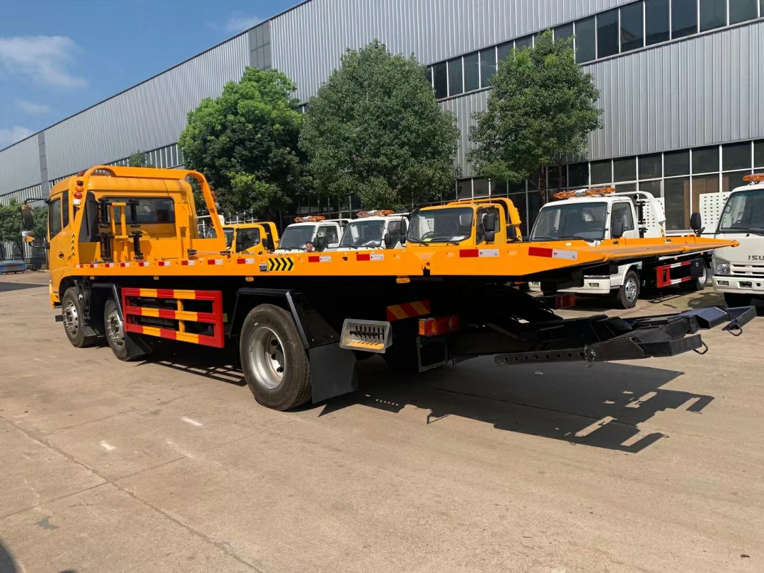 東風天錦小三軸清障車 東風天錦小三軸清障車