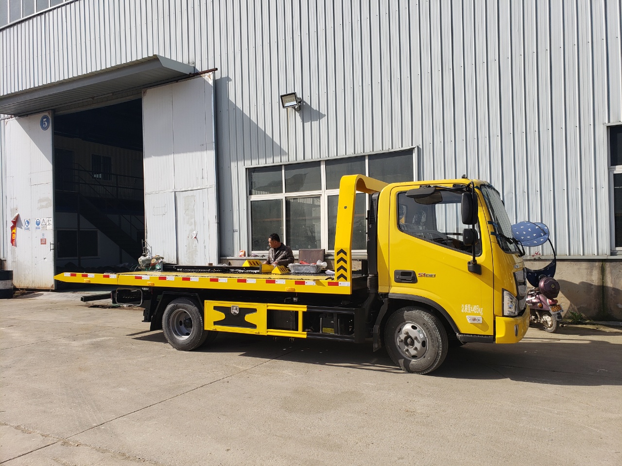 國(guó)六藍(lán)牌歐馬可清障車(chē) 國(guó)六藍(lán)牌歐馬可清障車(chē)