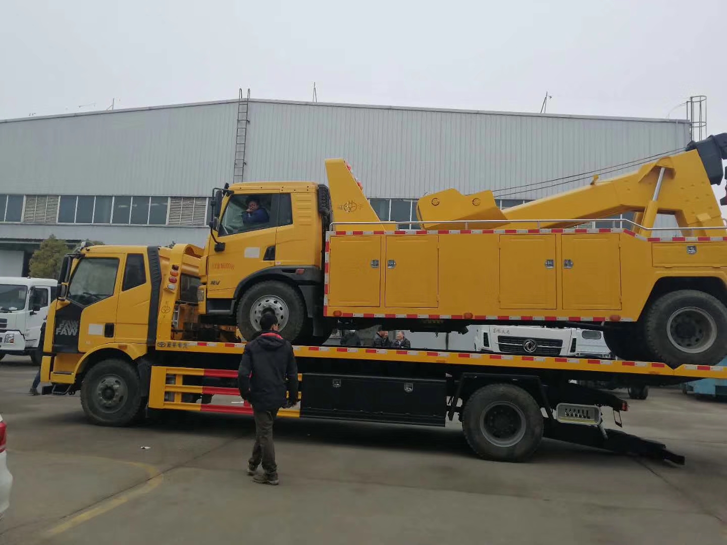 解放J6駕駛室5800軸距大平板 解放J6駕駛室5800軸距大平板