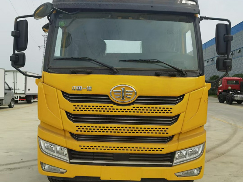 解放龍V2.0平頂隨車吊 解放龍V2.0平頂隨車吊