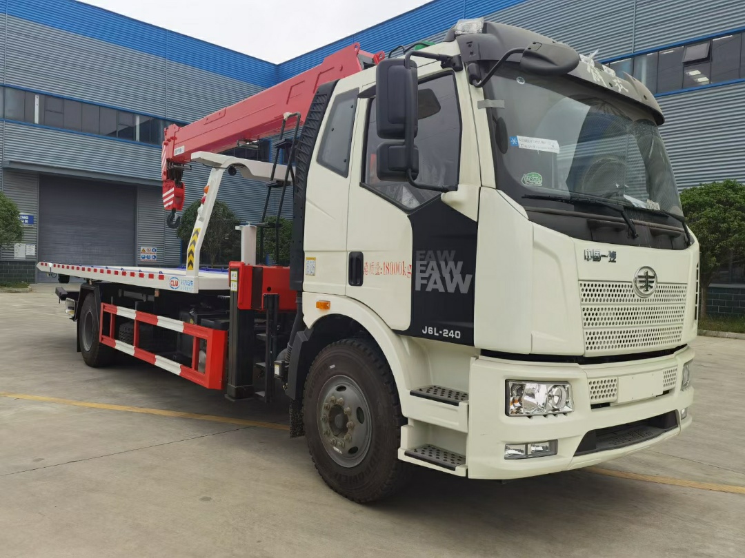 解放帶吊清障車 解放帶吊清障車