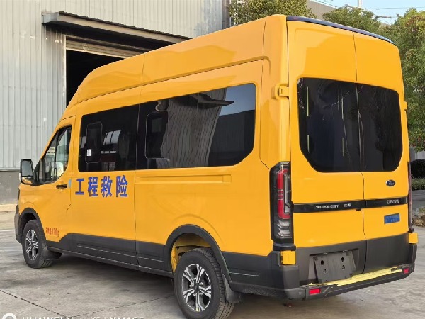 福特T8礦山救援車（氣防車）