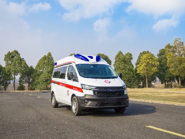 江鈴全順V362 救護(hù)車