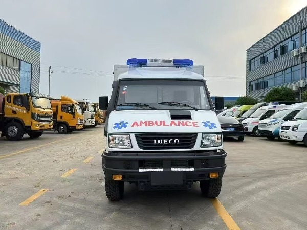 依維柯4X4救護車 依維柯4X4救護車